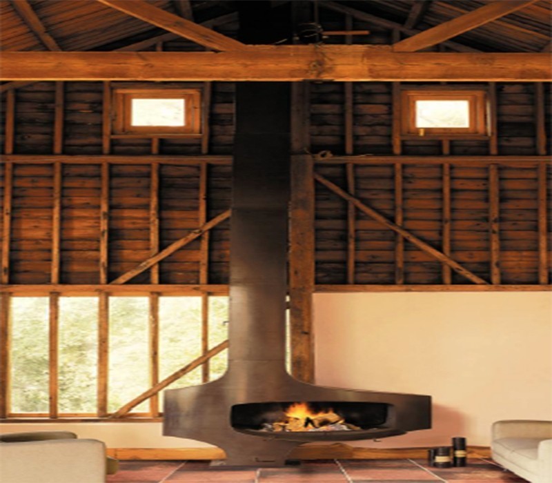 Focus chimeneas de diseño para leña en acero modelo heterofocus 1400